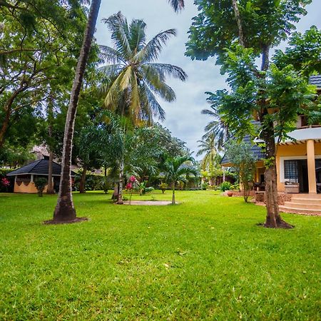 Diani Beach-Villa Kirsch Галу Экстерьер фото