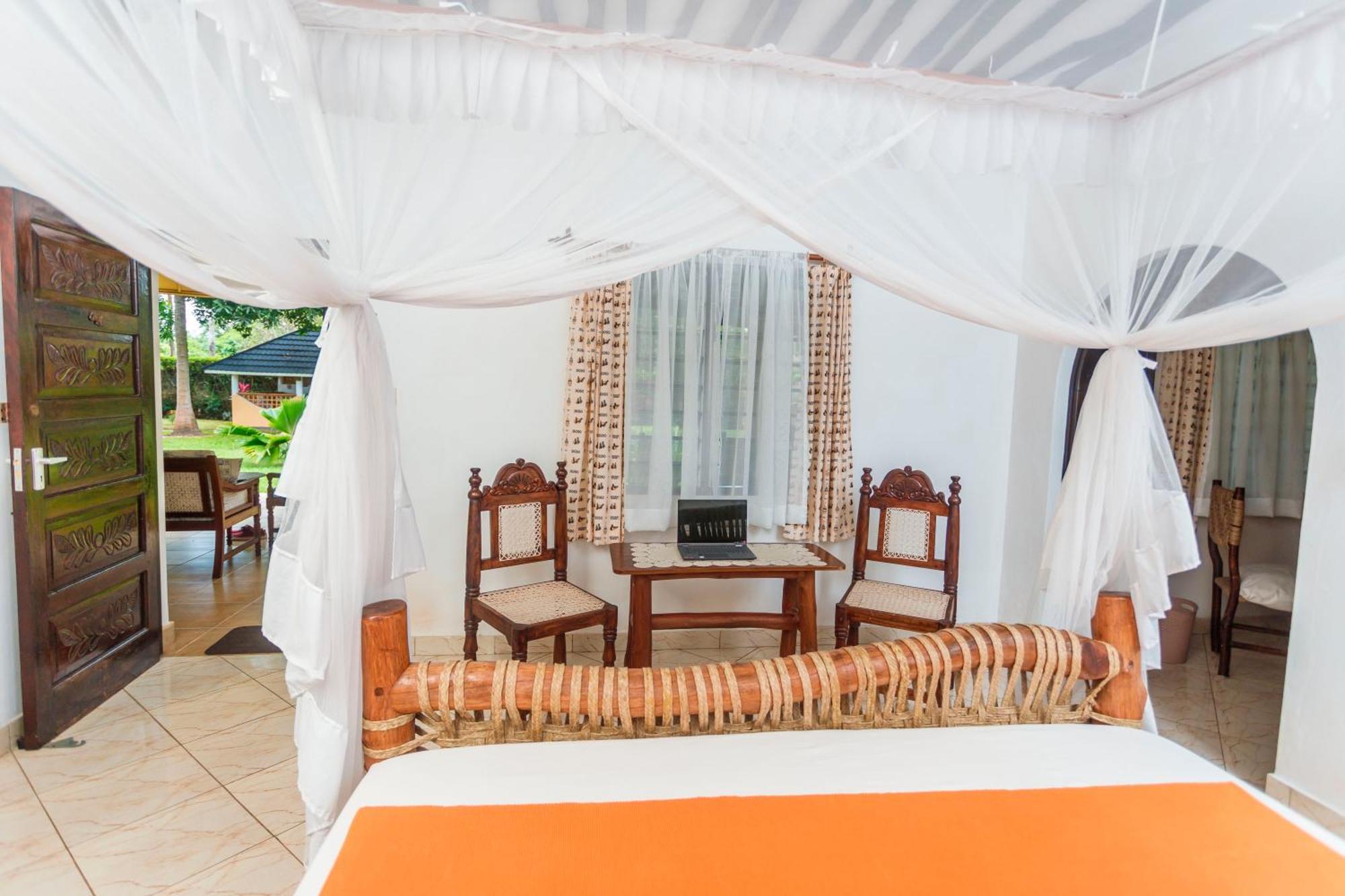 Diani Beach-Villa Kirsch Галу Экстерьер фото