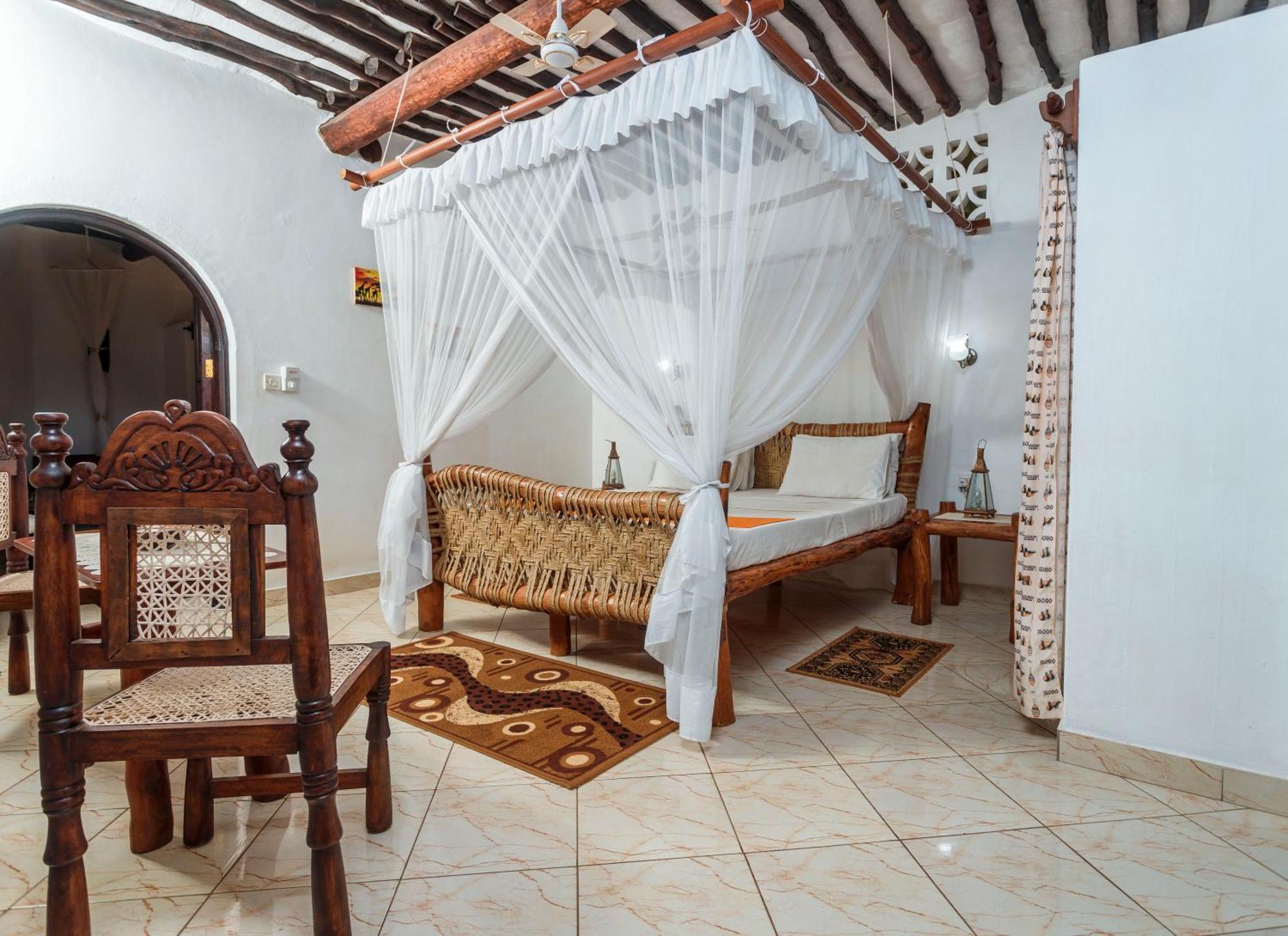 Diani Beach-Villa Kirsch Галу Экстерьер фото