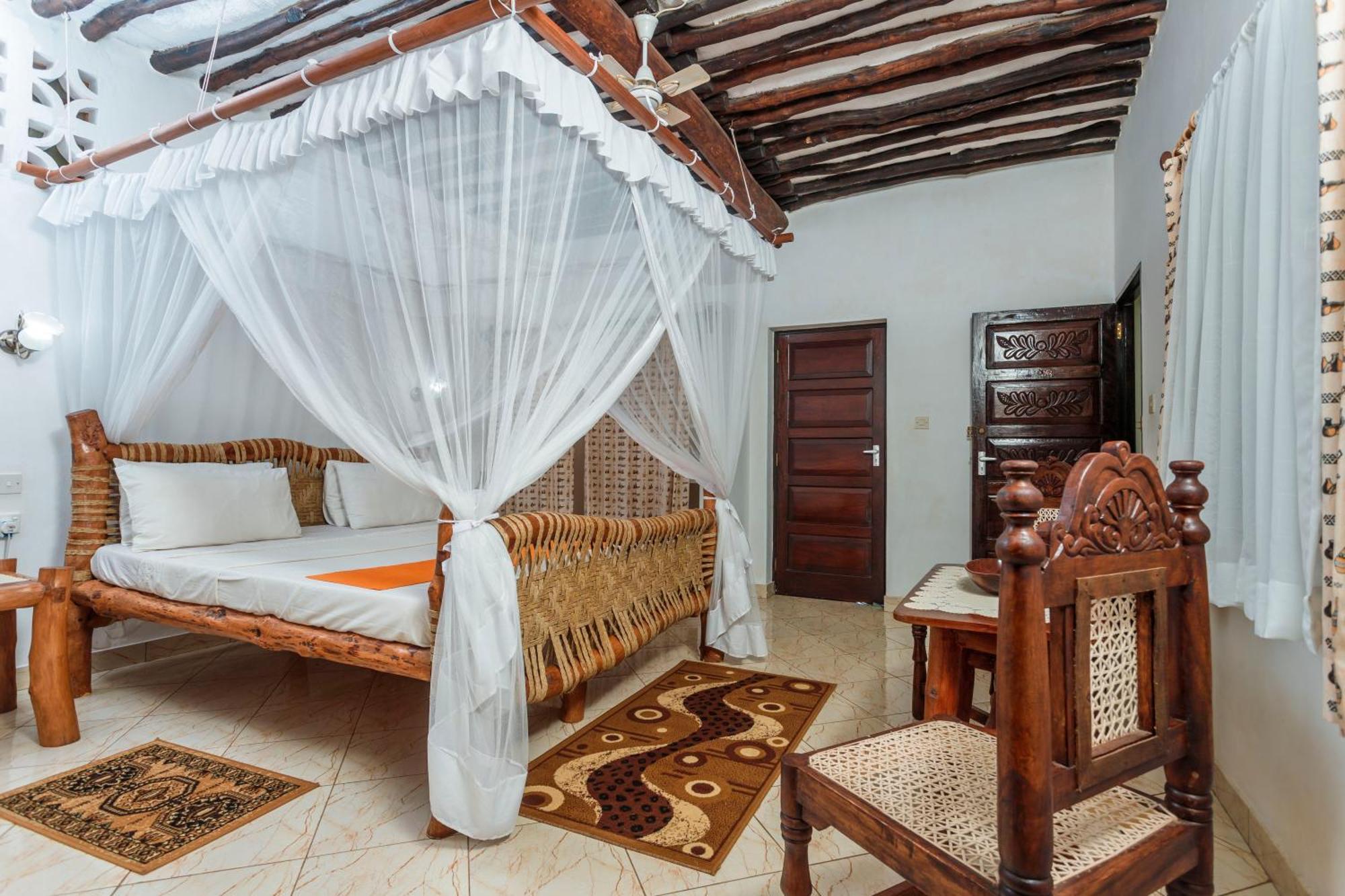 Diani Beach-Villa Kirsch Галу Экстерьер фото