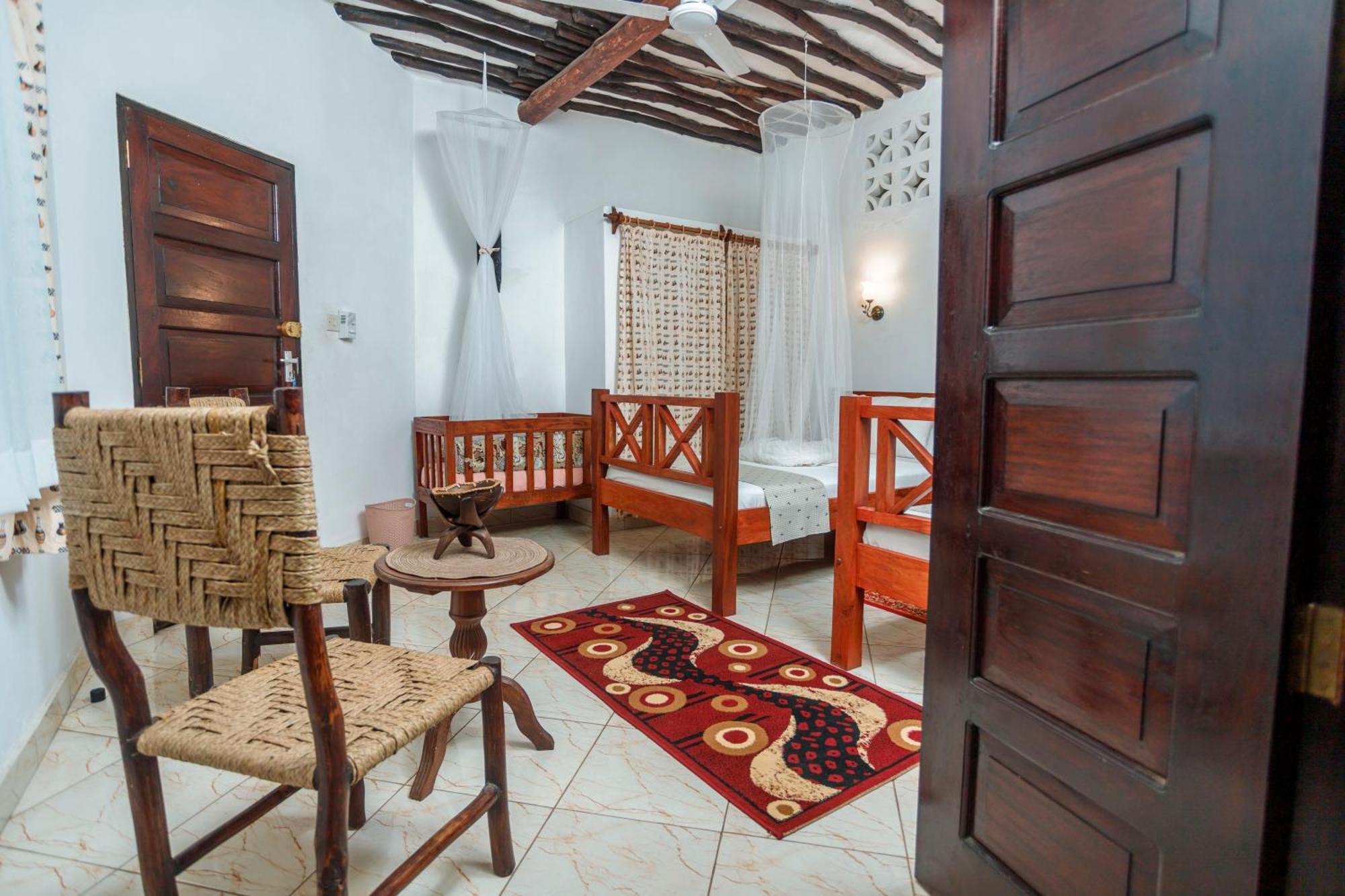 Diani Beach-Villa Kirsch Галу Экстерьер фото