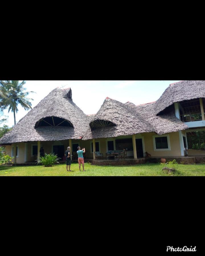 Diani Beach-Villa Kirsch Галу Экстерьер фото